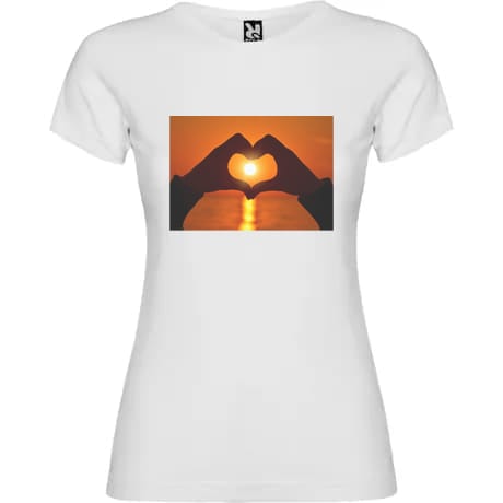 Футболка love